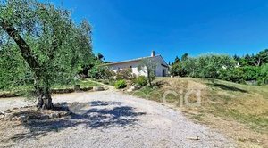 Maison à vendre à Châteauneuf-Grasse