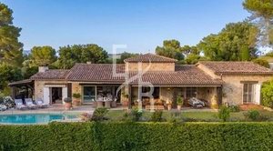 Maison à vendre à Biot