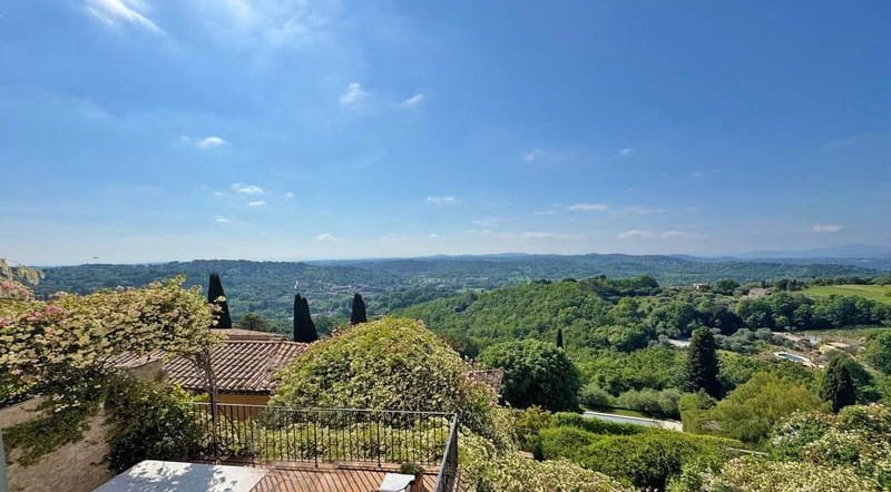 Maison à vendre à Châteauneuf-Grasse