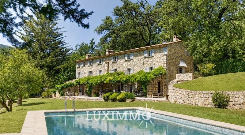 Maison à vendre à Châteauneuf-Grasse