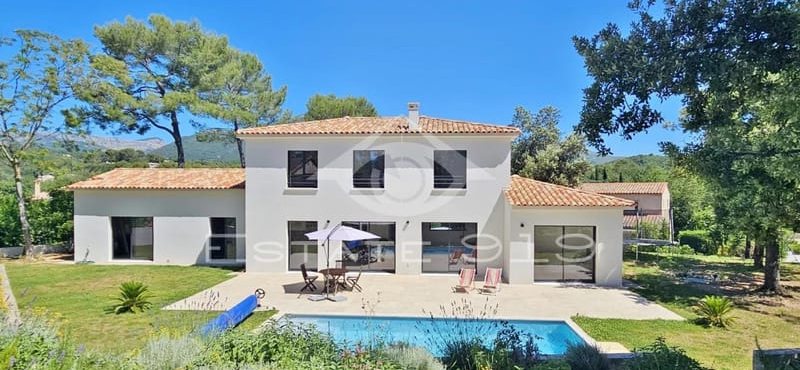 Maison à vendre à Roquefort-les-Pins