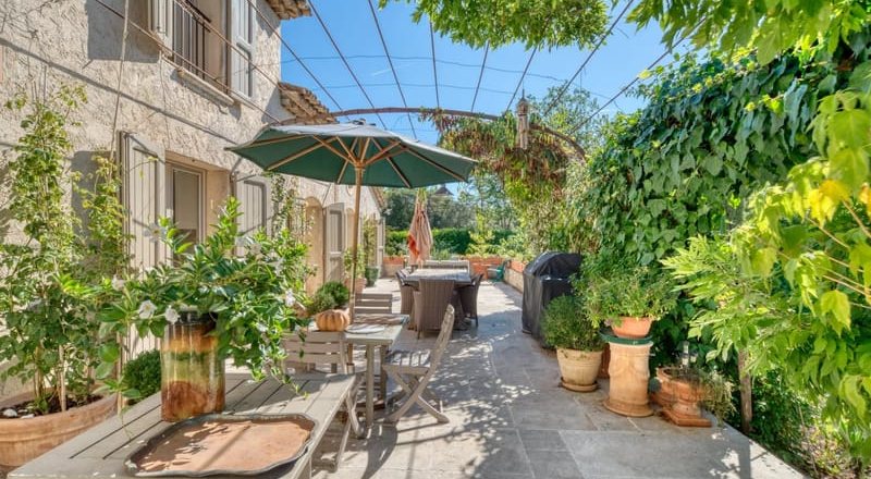 Maison à vendre à Valbonne