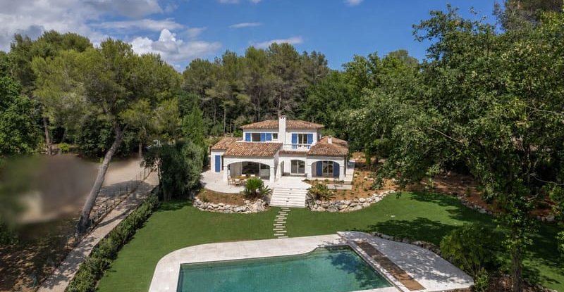 Maison à vendre à Roquefort-les-Pins