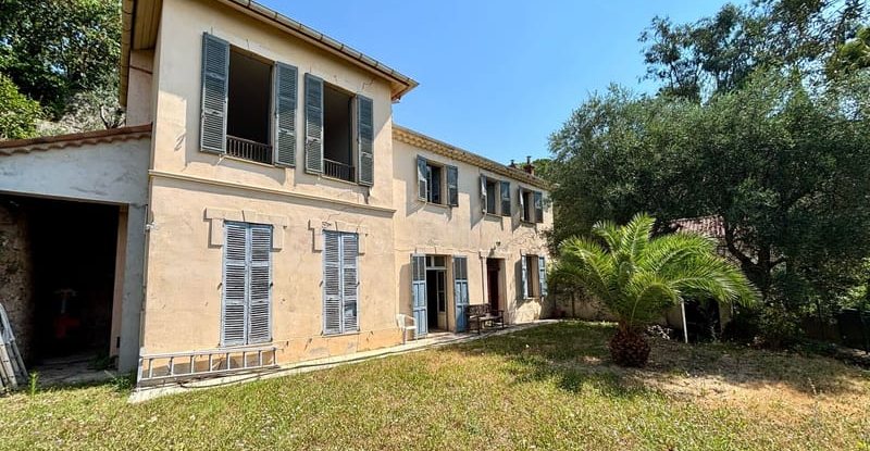 Maison à vendre à Grasse