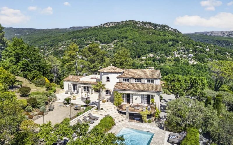 Maison à vendre à Châteauneuf-Grasse