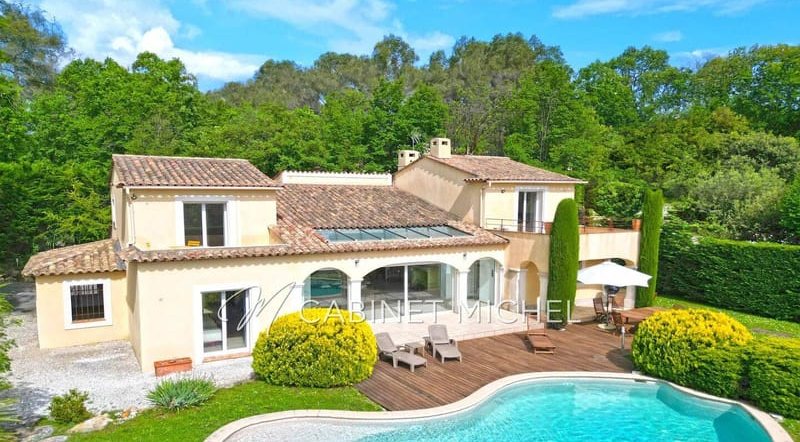 Maison à vendre à Roquefort-les-Pins