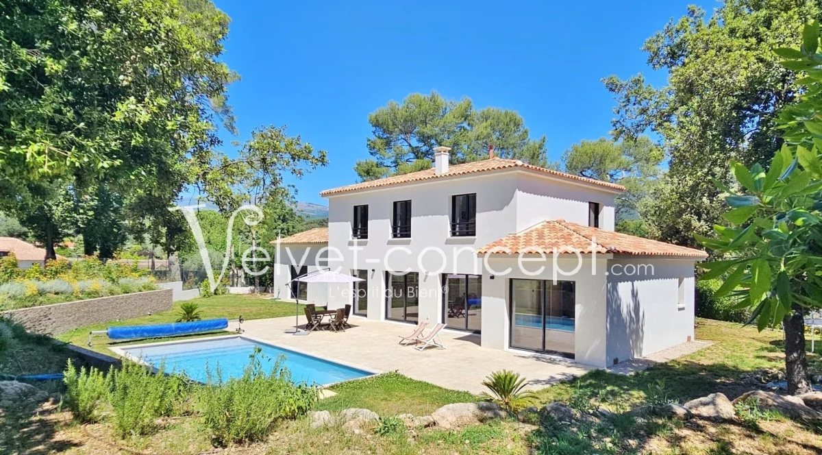 Maison à vendre à Roquefort-les-Pins