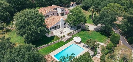 Maison à vendre à La Roquette-sur-Siagne