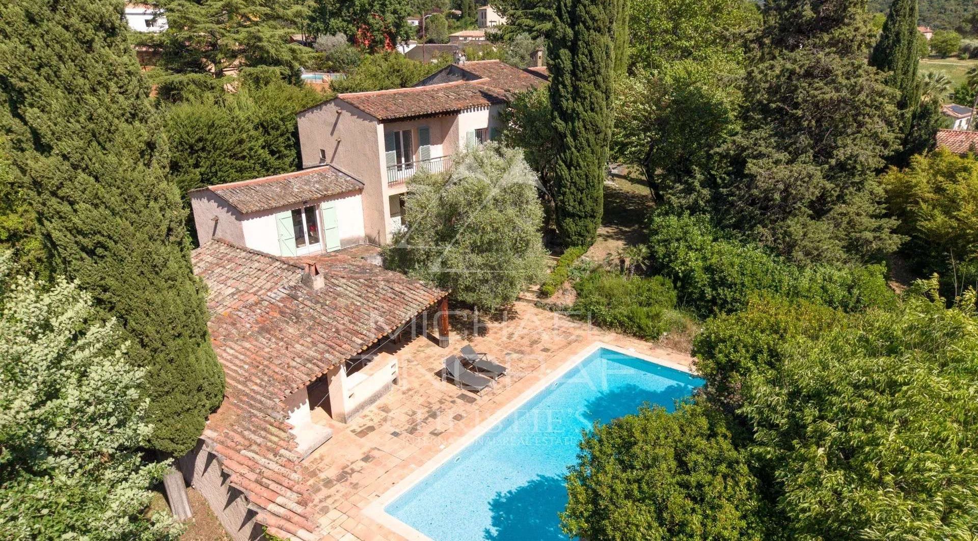 Maison à vendre à Auribeau-sur-Siagne